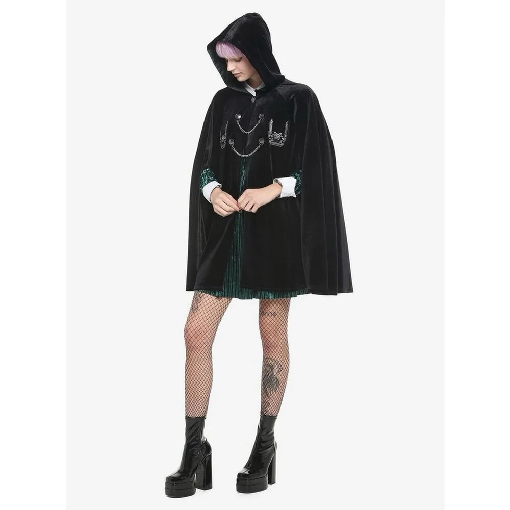 Disney The Haunted Mansion Gargoyle Velvet Girls Hooded Cape (Sz S/M) - Picture 3 of 7